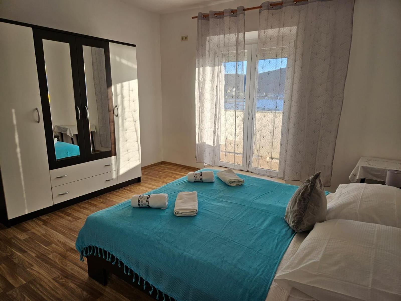 Pljesa Apartments 苏佩塔斯卡德拉加 外观 照片