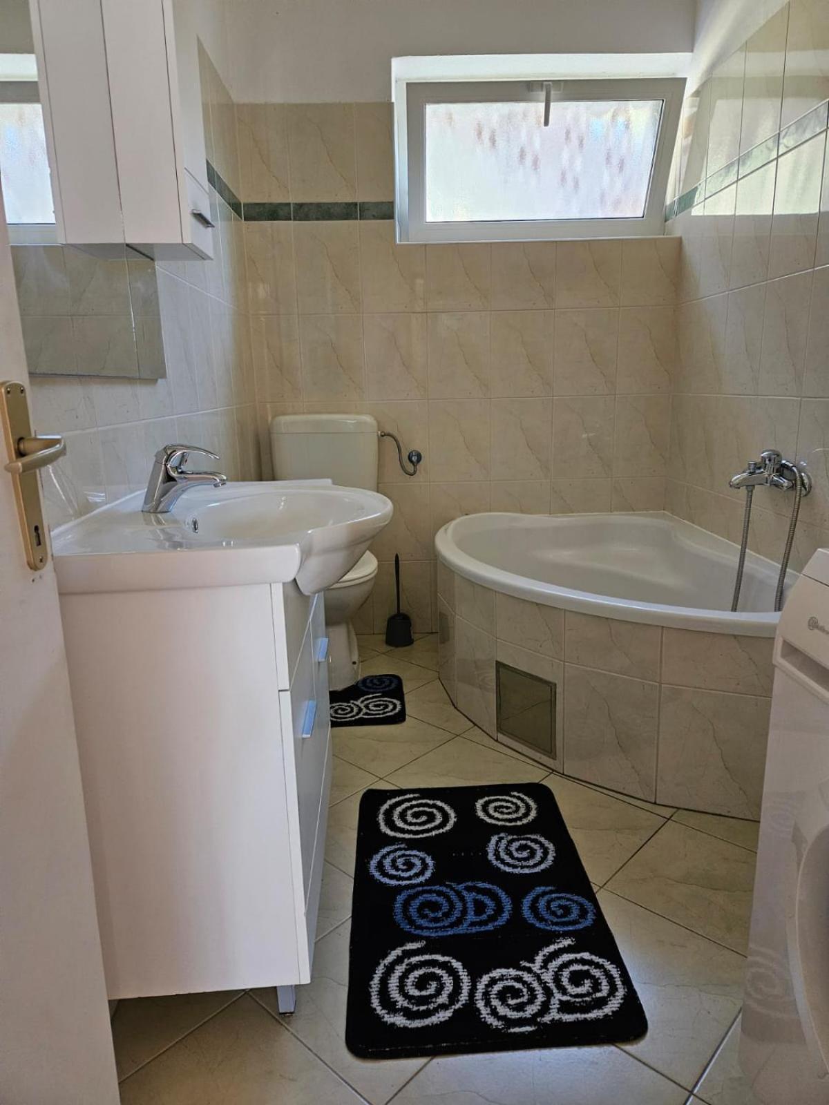 Pljesa Apartments 苏佩塔斯卡德拉加 外观 照片