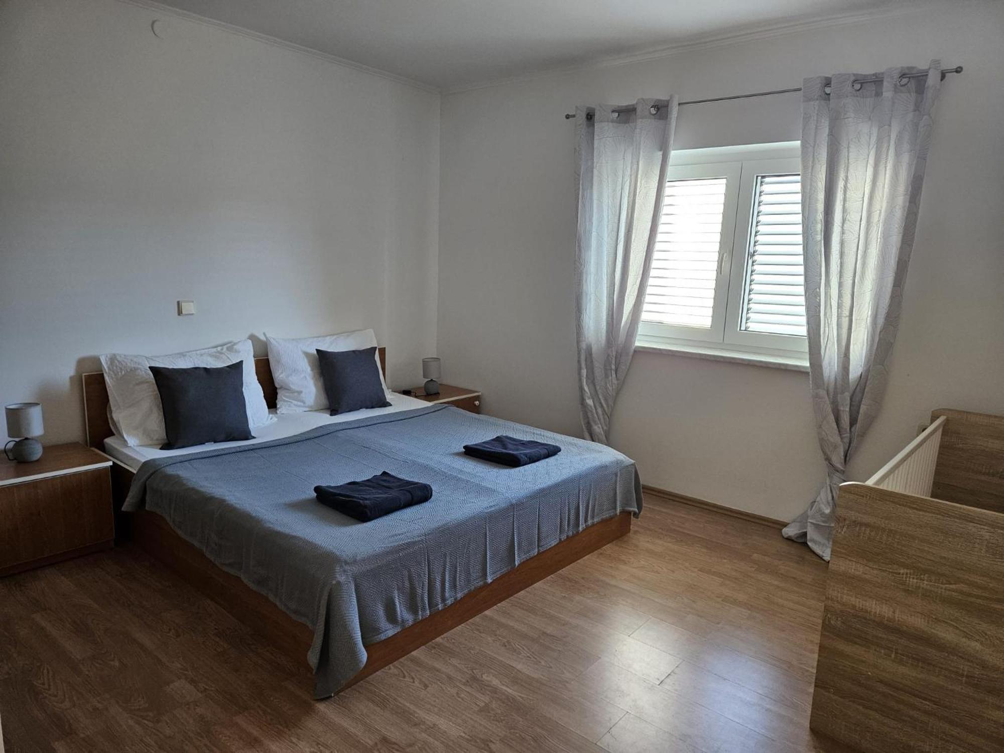 Pljesa Apartments 苏佩塔斯卡德拉加 外观 照片
