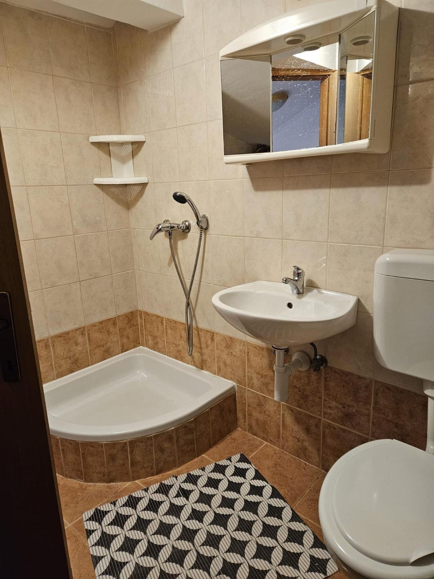 Pljesa Apartments 苏佩塔斯卡德拉加 外观 照片